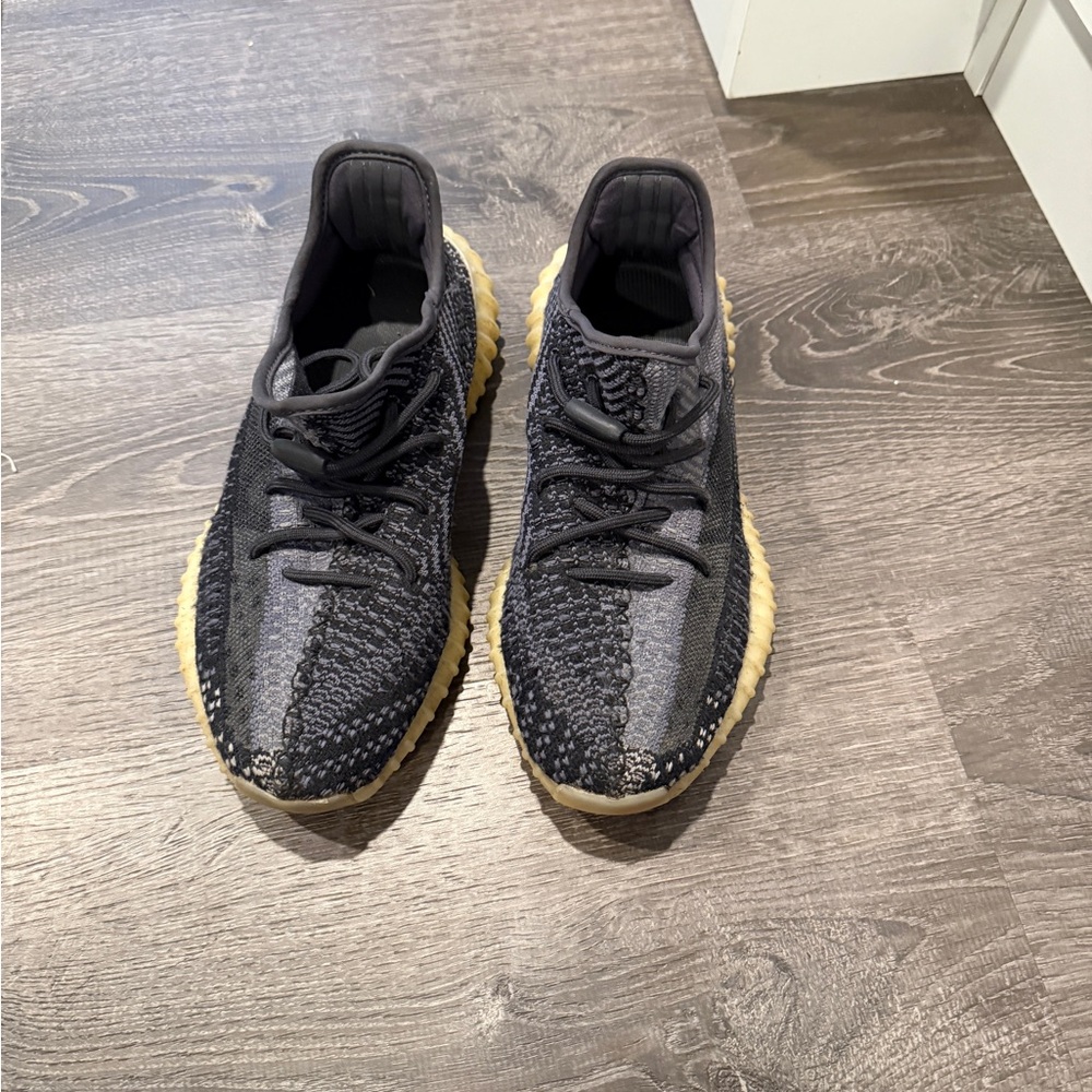 Authentic Yeezy 350 size 7.5 Stylish Black and Tan Men's Sneakers